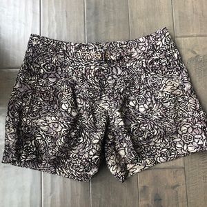 Anthropologie linen cotton shorts floral with gold